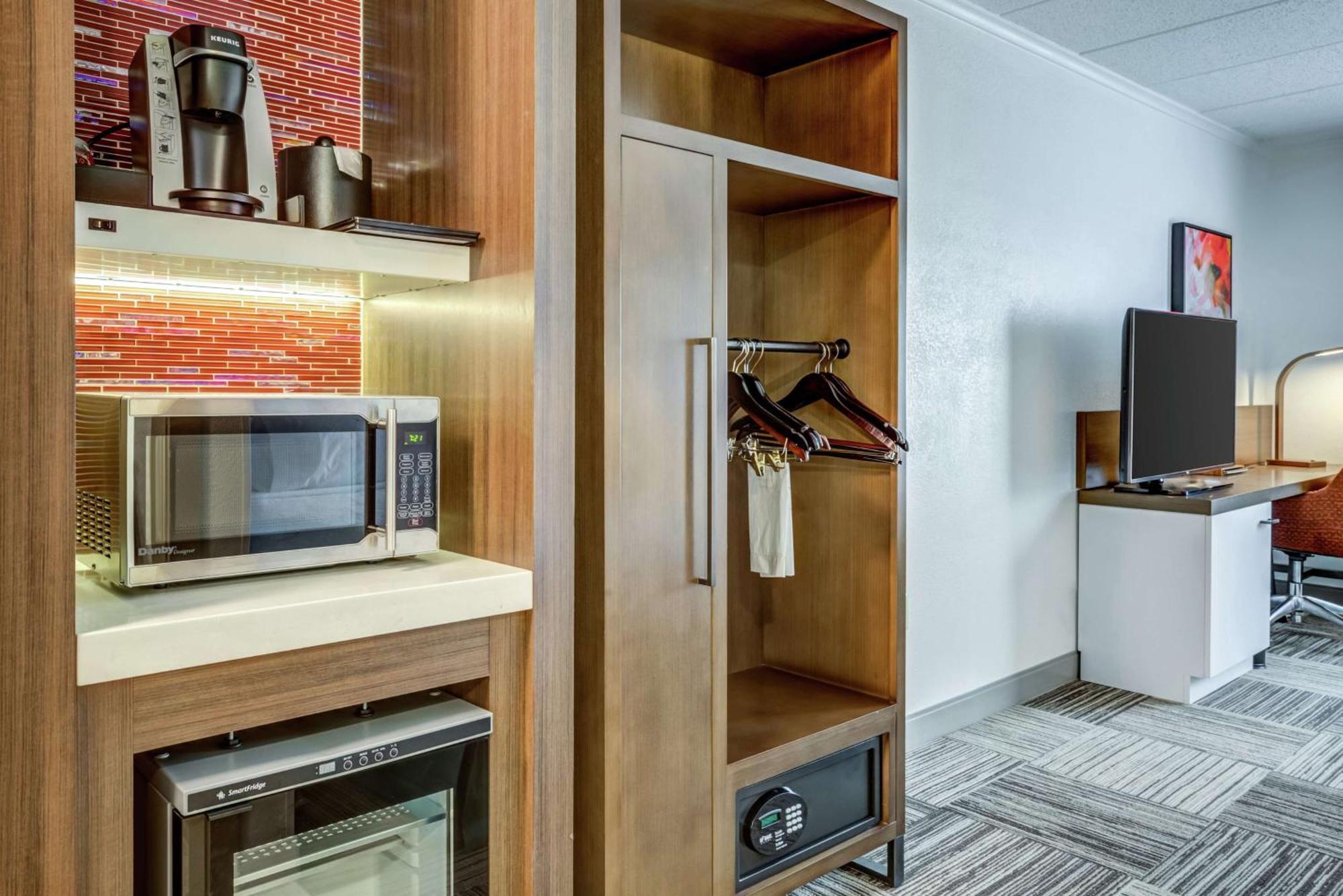 Hilton Garden Inn Boston Γουόλθαμ Εξωτερικό φωτογραφία