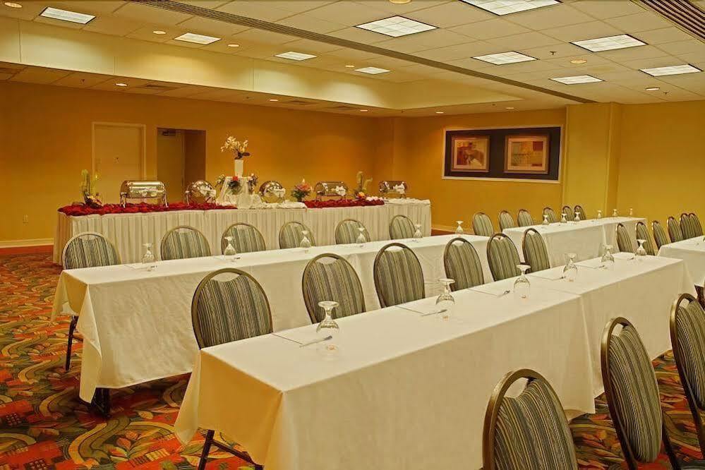 Hilton Garden Inn Boston Γουόλθαμ Εξωτερικό φωτογραφία